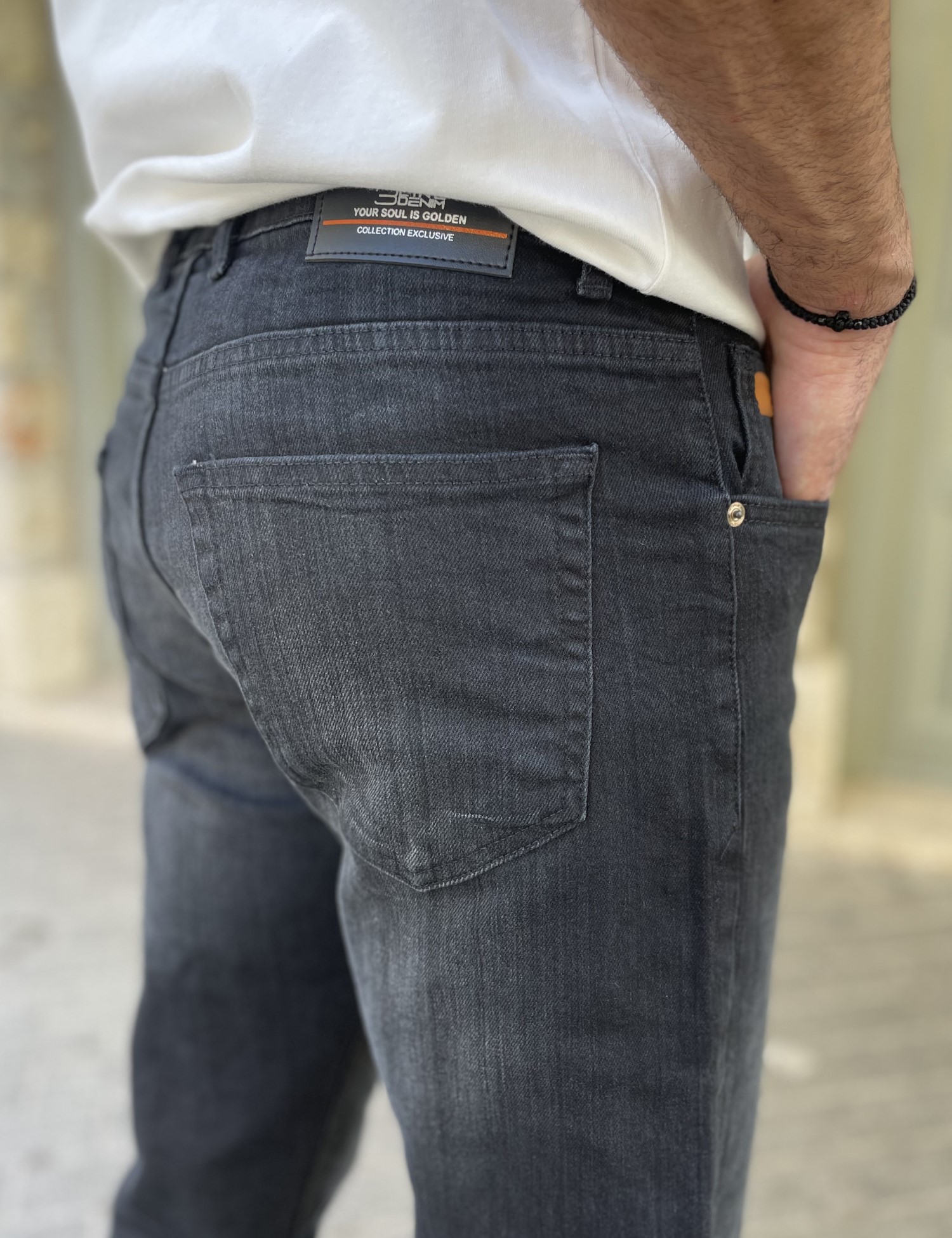 Ανδρικό μαύρο ξεβαμμένο πεντάτσεπο τζιν παντελόνι ίσιο με κουμπιά 3LN2022 φωτογραφία